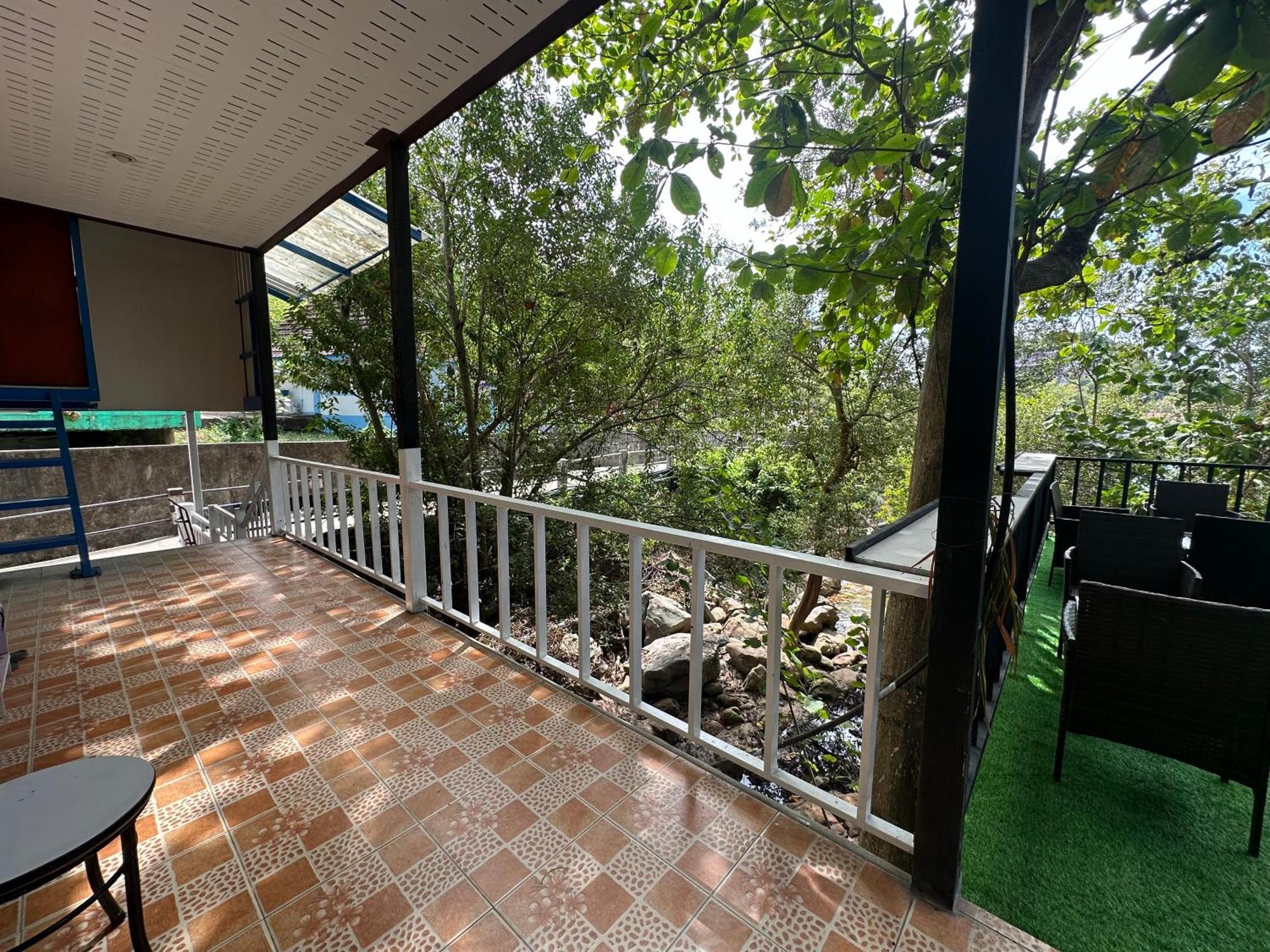 Sweed Dee Seaview Hostel 피피섬 외부 사진
